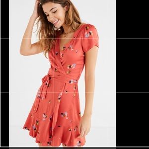 NWT Kimchi Blue Orange Short Sleeve Wrap Dress SzL